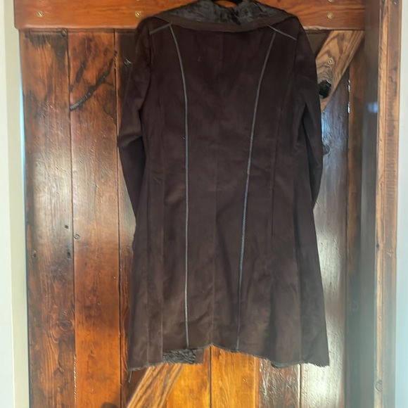 Marvin Richard’s gorgeous jacket with faux fur lining - Picture 6 of 6